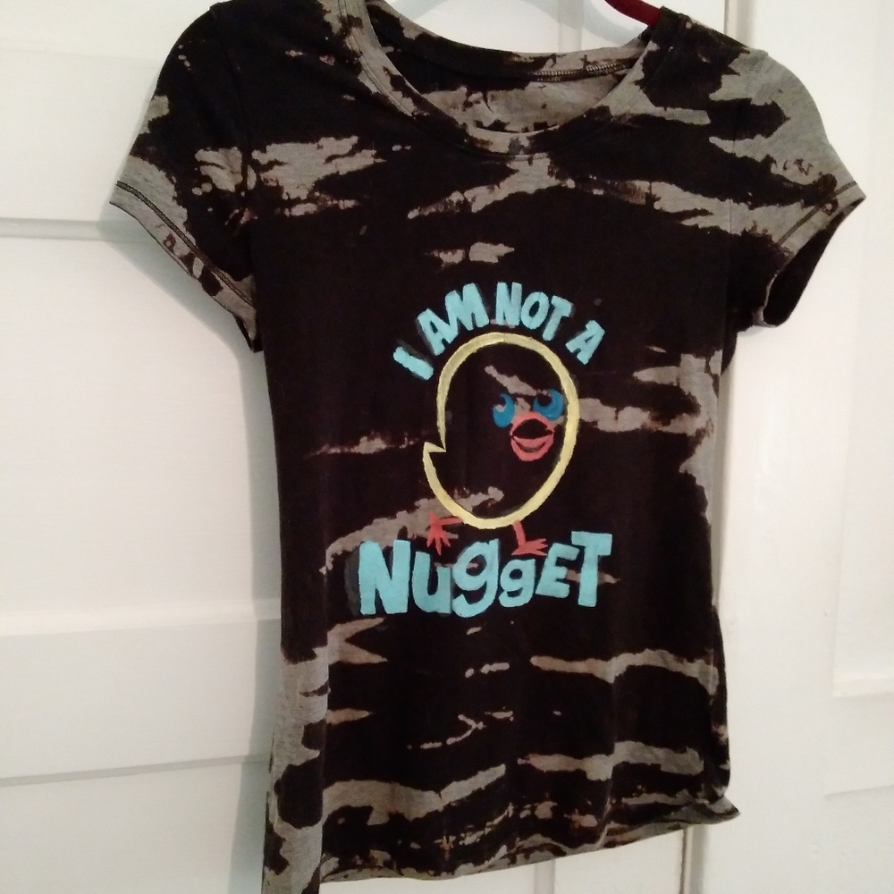 I AM NOT A NUGGET Tye Dye Tee - Picture 2 of 6